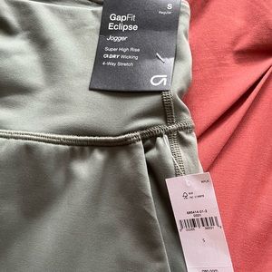 GapFit Eclipse Joggers